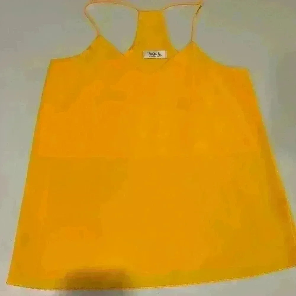 M Girls Sleeveless Gold Tunic Size Medium